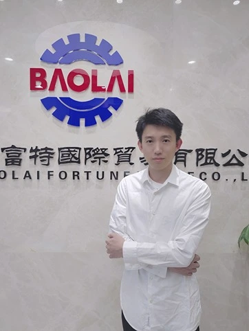 Managing Director Mac Han